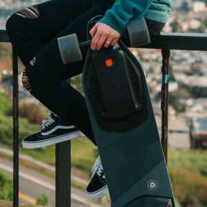 Boosted Board Stealth