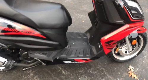 seat of 150 cc scooter