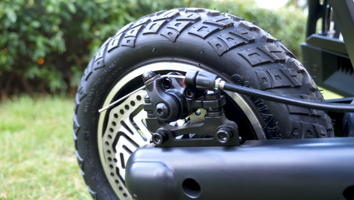tire design of Kugoo G2 Pro